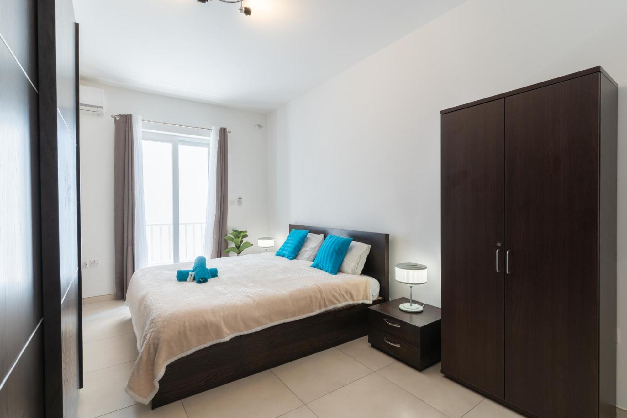 2 Bedroom In Central St Julians Prime Location In Paceville Apt 3 By Vaganza Saint Julian's Eksteriør billede