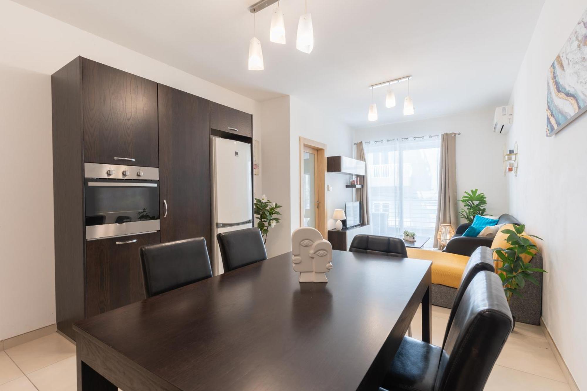 2 Bedroom In Central St Julians Prime Location In Paceville Apt 3 By Vaganza Saint Julian's Eksteriør billede